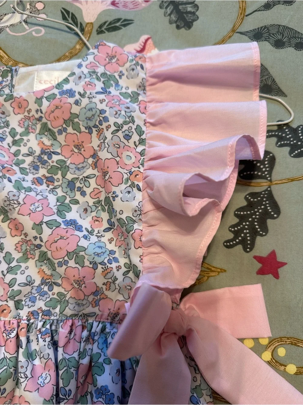 Girls Size 7 Pink Floral Ruffle Sleeve Dress with Side Bows